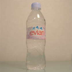 エビアン-ペットボトル